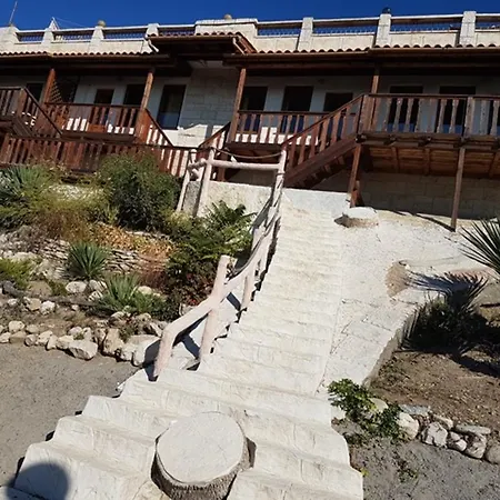 Sea View Apartment Nesebar