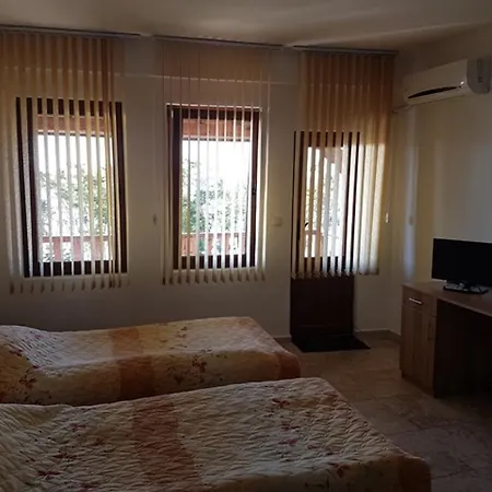 Sea View * نيسيبار